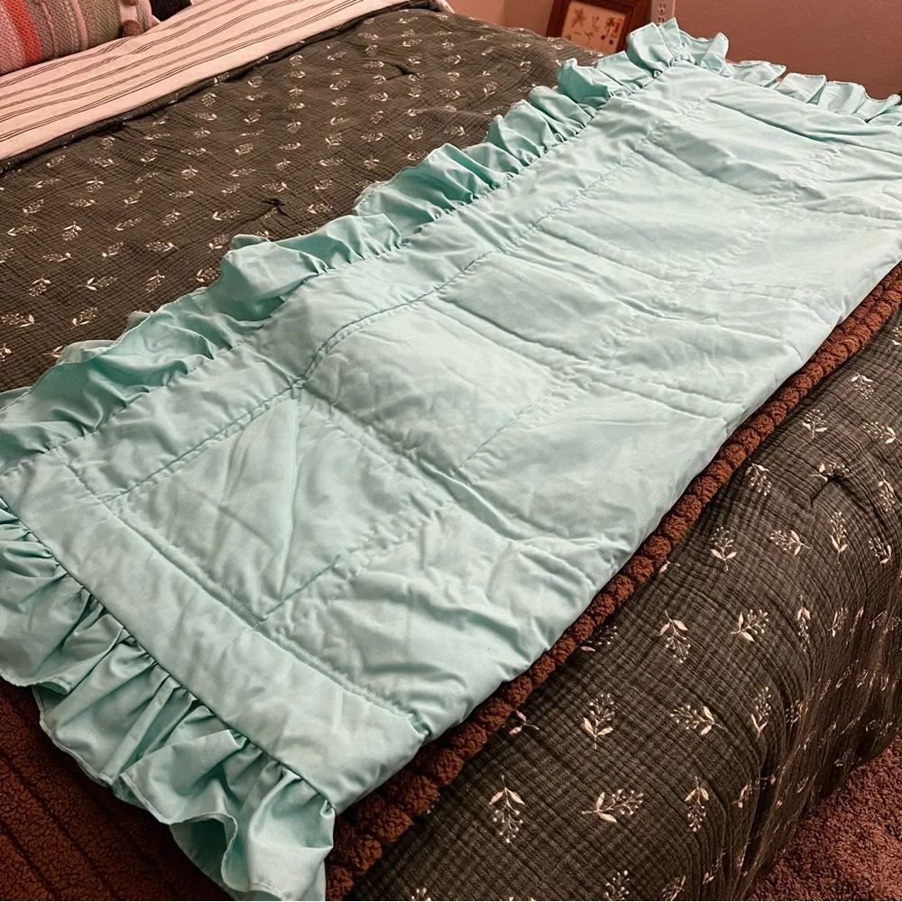 Vintage Handmade Baby Ruffle Quilt Crib Bedding Pastel Green Pink Blue Cottage